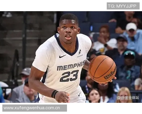 小杨面临巨大压力科沃德11号秀场均19分三项命中率惊人