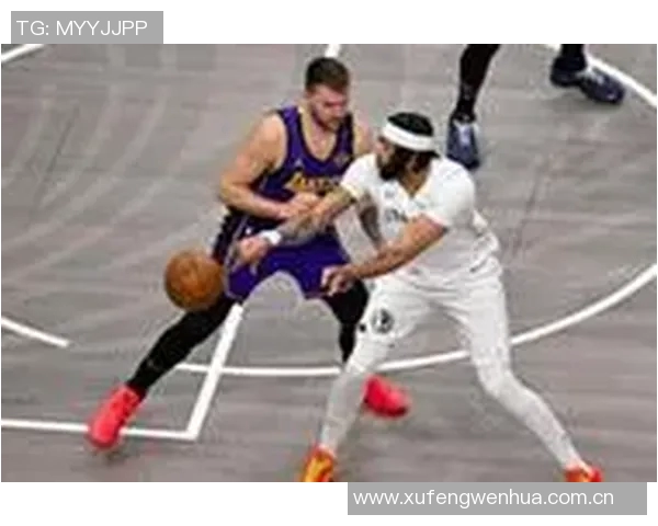 里夫斯回忆浓眉被交易时的反应称以为是玩笑话