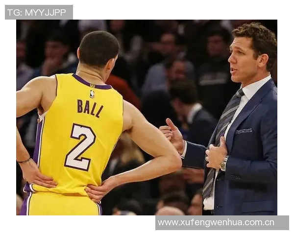 NBA官推祝朗佐鲍尔28岁生日快乐健康打球愿他未来更加辉煌 NBA官推祝朗佐鲍尔28岁生日快乐健康打球愿他未来更加辉煌