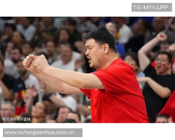 本戈登回忆初见姚明时的震撼感受竟认为他体内有外星人操控着他 本戈登回忆初见姚明时的震撼感受竟认为他体内有外星人操控着他