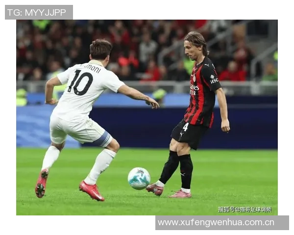 晚邮报揭秘莫德里奇在圣西罗的私人包厢招待亲友的奢华生活