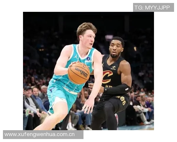 米切尔意外受伤被搀扶离场队内得分王身份岌岌可危 米切尔意外受伤被搀扶离场队内得分王身份岌岌可危