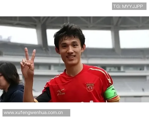 王燊超坚定信念海港全力以赴冲击目标不受外界干扰