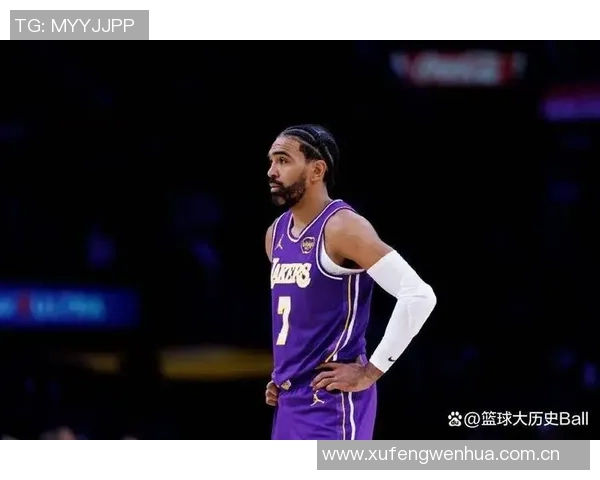 湖人末节进攻停滞不前文森特三分球引发太阳替补席狂欢