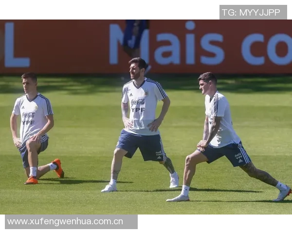 阿根廷队备战波多黎各梅西归队训练照片引发球迷热议