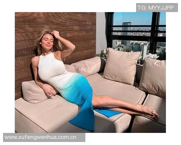 国米与拿波里激战正酣里奇女友现场直击卡里乌斯妻子线上精彩主持