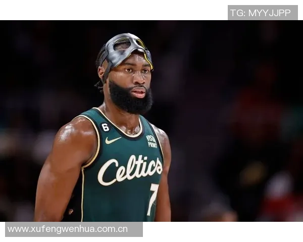 普理查德盛赞杰伦布朗具备顶级球员实力能轻松砍下40分或三双数据 普理查德盛赞杰伦布朗具备顶级球员实力能轻松砍下40分或三双数据